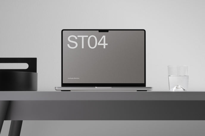 ST04 — MacBook Pro 14"