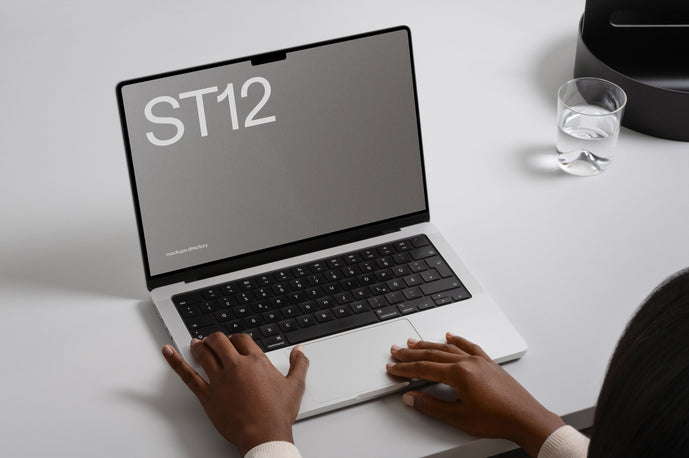 ST12 — MacBook Pro 14"