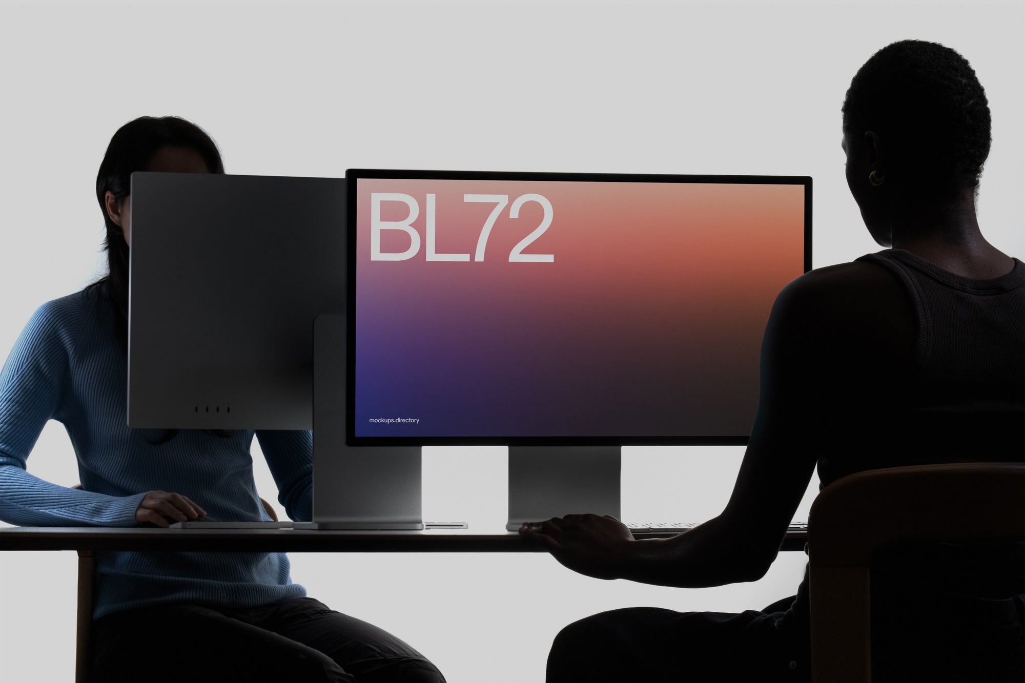 BL72 — Studio Display