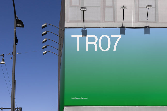 TR07 — Corner Billboard