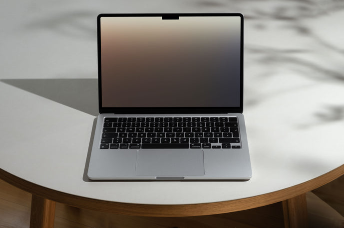 HM01 — MacBook Air