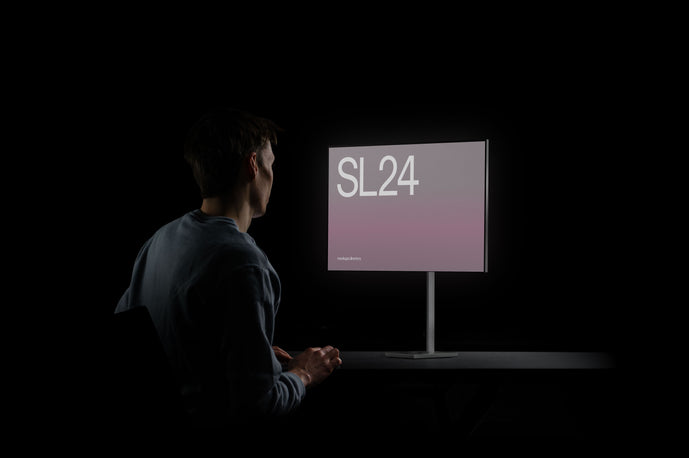 SL24 — Axis Display
